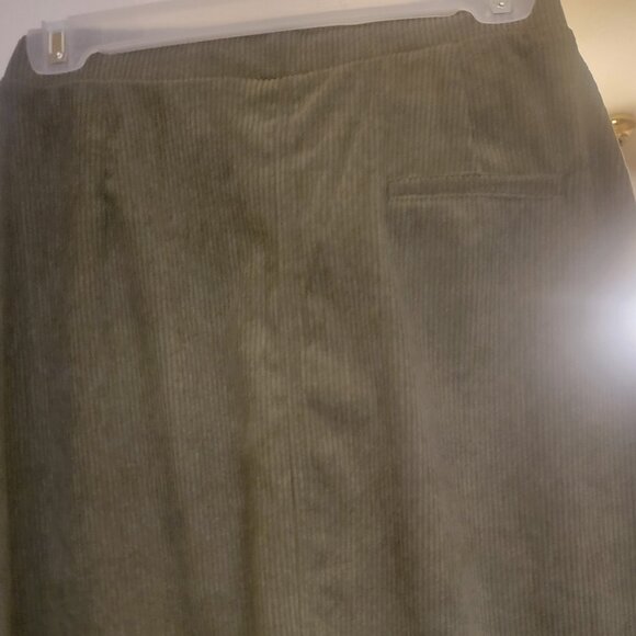 Halara Mid Rise Front Side Flap Pocket Midi Corduroy Casual Skirt - Picture 4 of 10